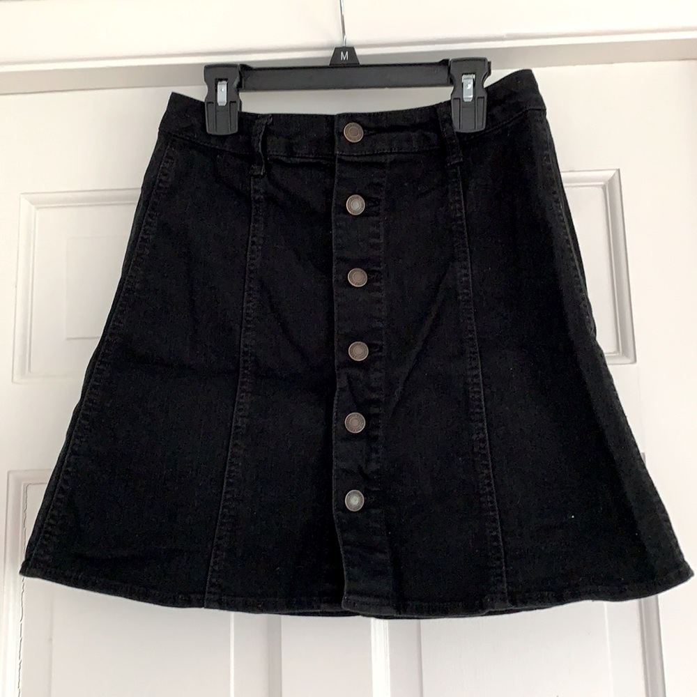 Black skirt